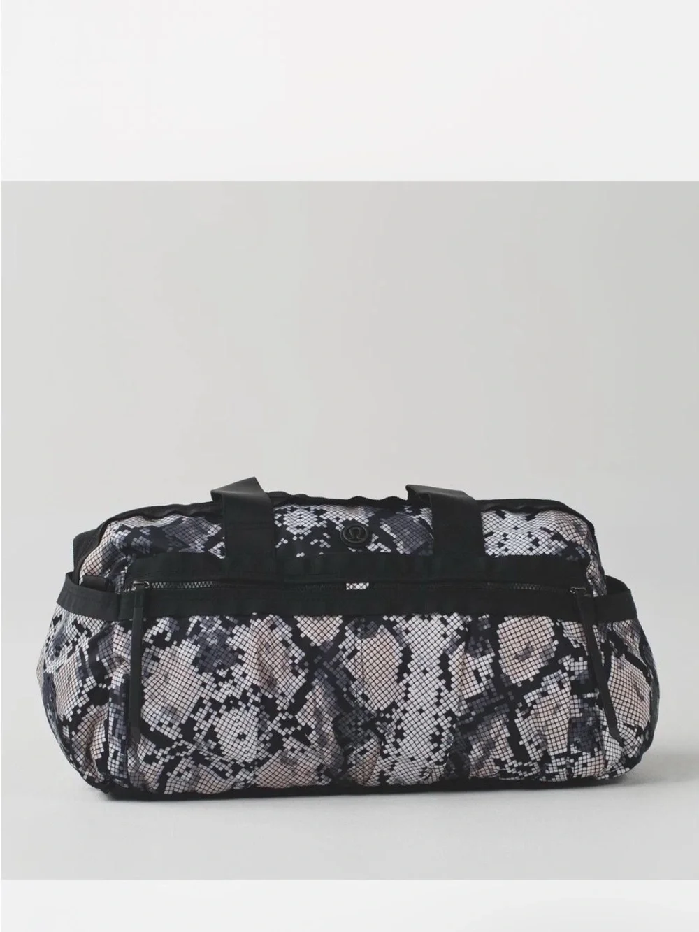lululemon athletica stylish duffel
